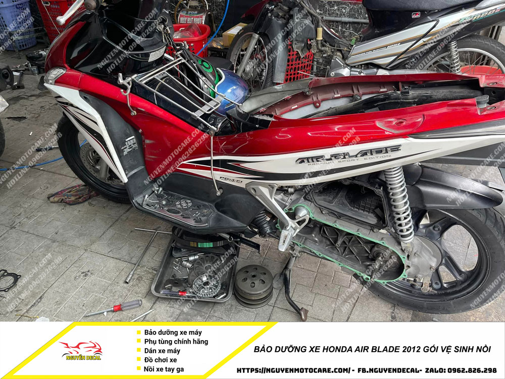 Bảo dưỡng xe Honda AB 2012 vệ sinh nồi