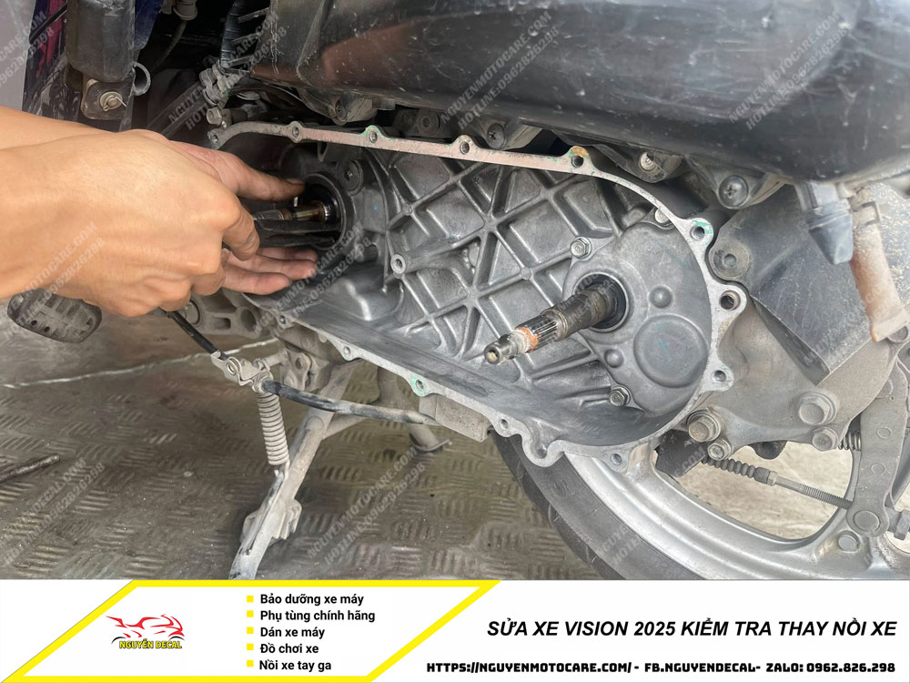 Sửa xe máy Vision 2025 kiểm tra làm nồi