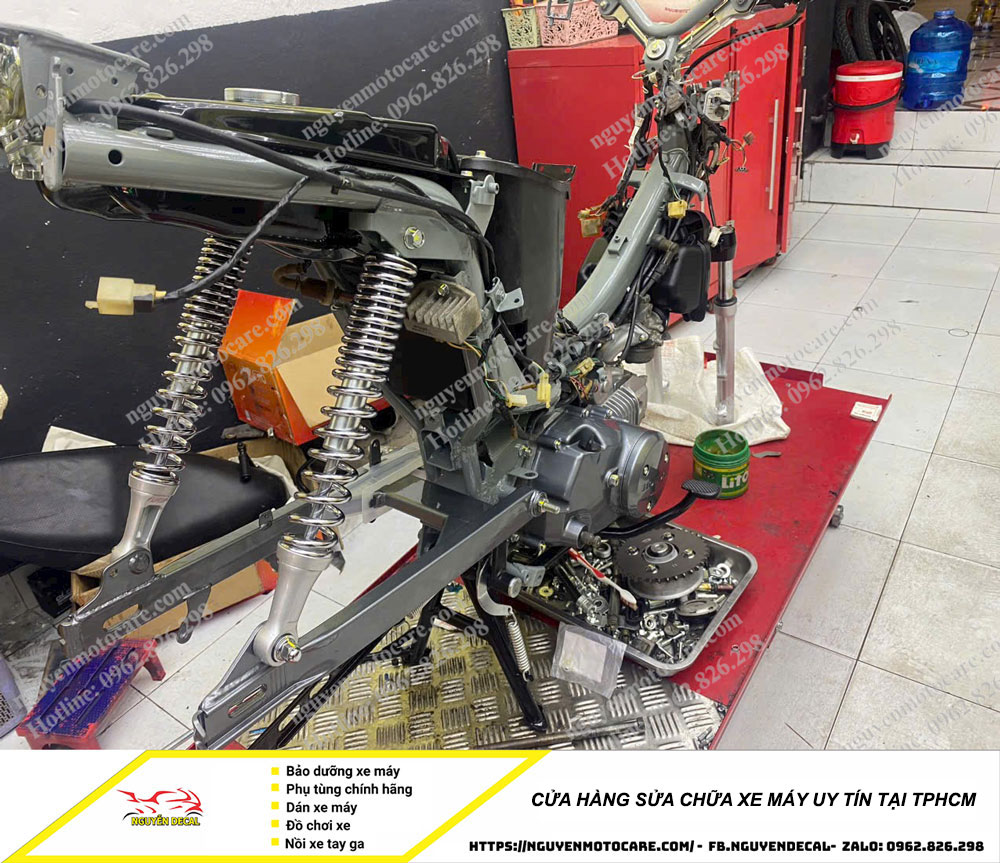 Cửa hàng sửa chữa xe máy tại TPHCM