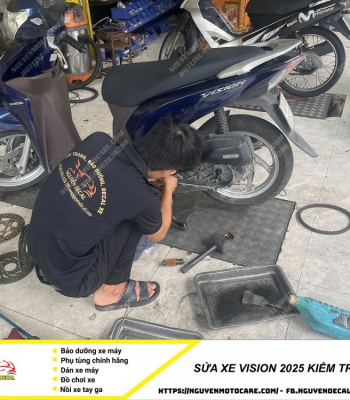 Sửa xe máy Vision 2025 kiểm tra làm nồi xe